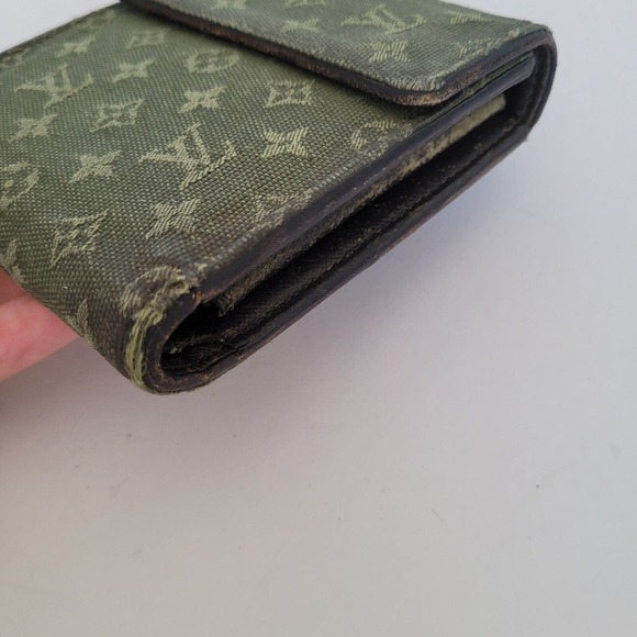 LOUIS VUITTON LV Men's Canvas Leather Card Bill Coin Wallet Khaki Green Medium - Picture 13 of 14